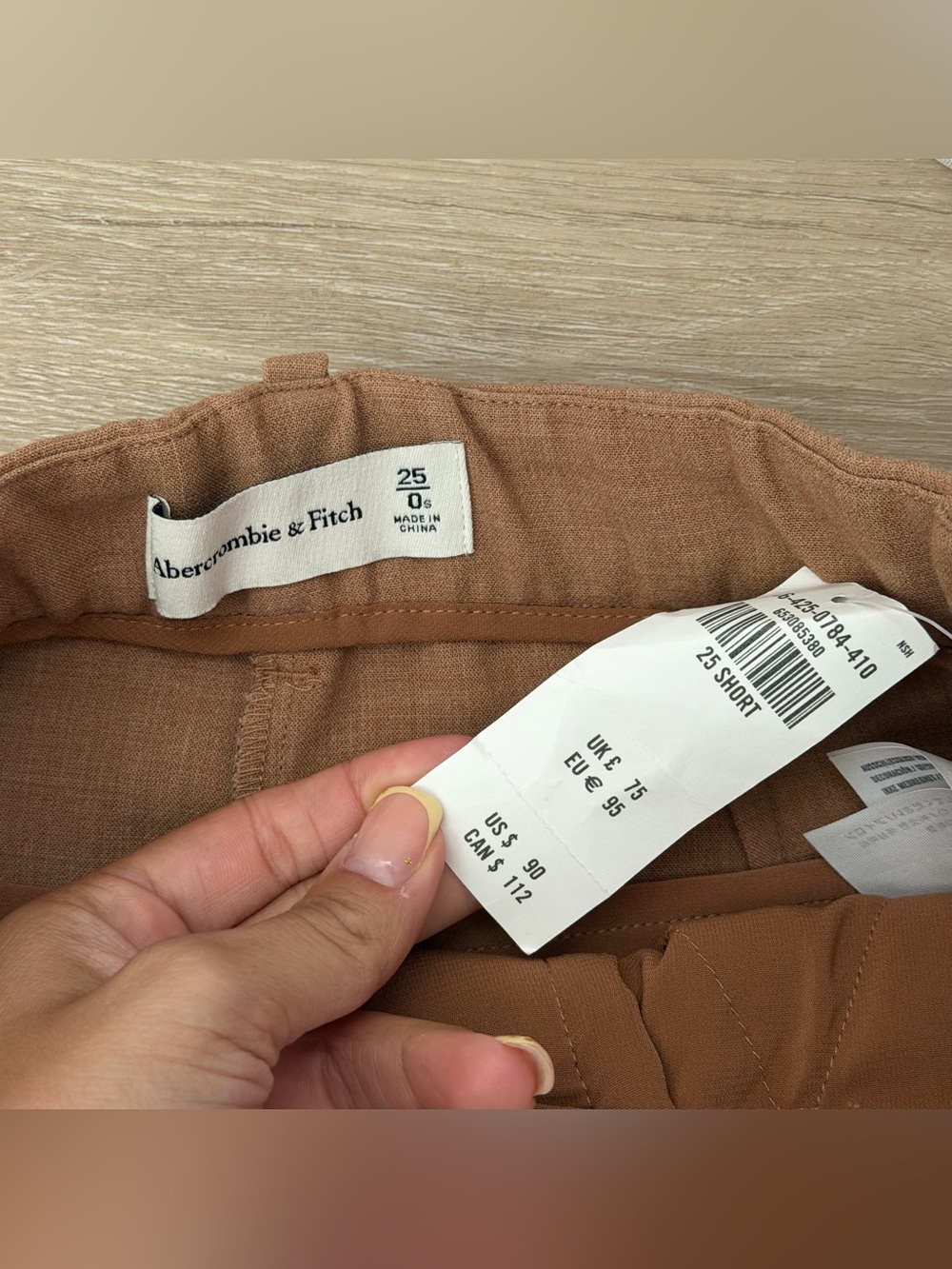 Abercrombie and Fitch Crossover Tailored Ultra Wide Leg Pants in the Brown - Picture 2 of 11